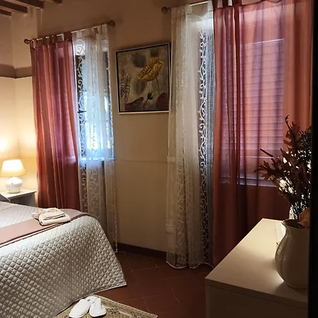 Apartament Rustico Di Corte Capannori