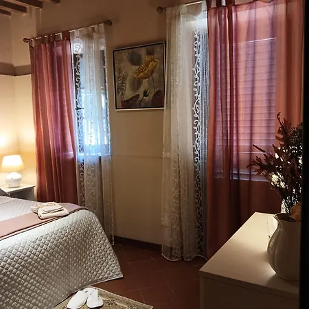 דירה Rustico Di Corte קאפאנורי