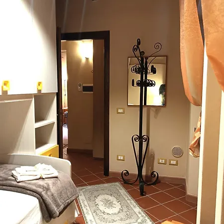 דירה Rustico Di Corte קאפאנורי